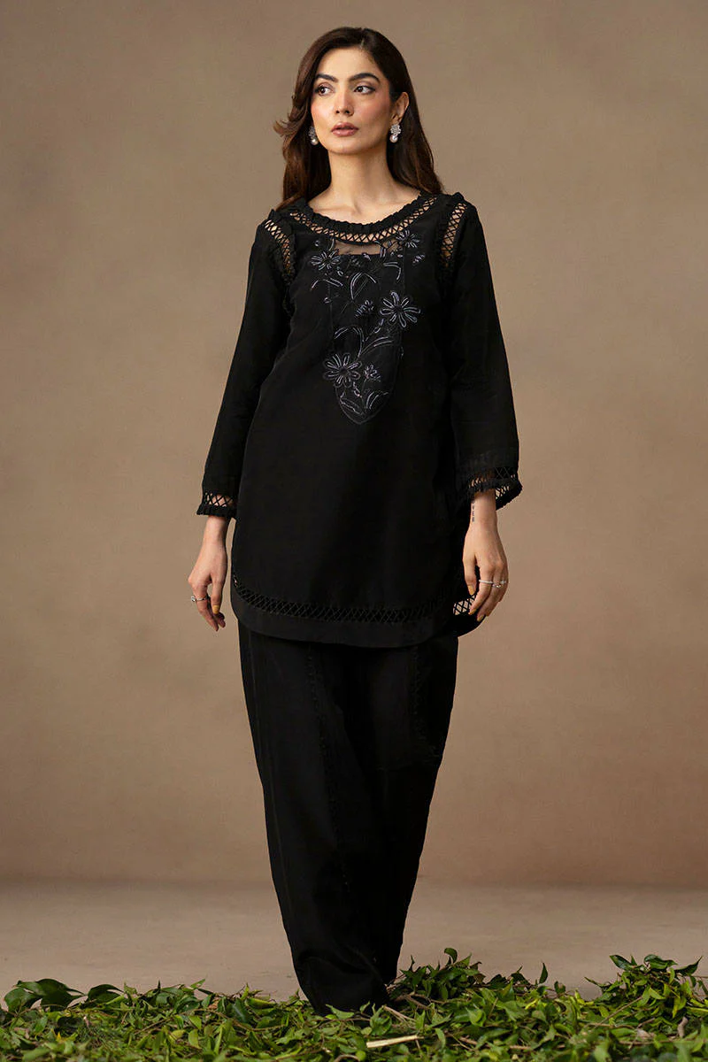 Mohsin Naveed Ranjaha|Chai Coffee Luxury PretS/S25 Vol. 4-Black Broncho