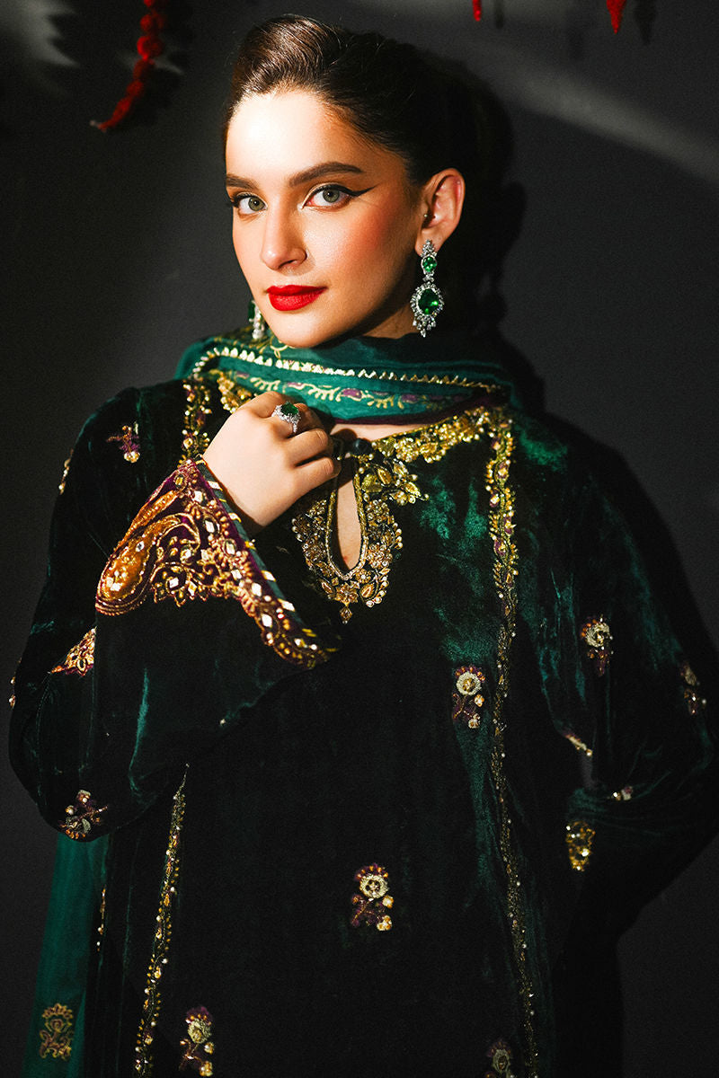 Ansab Jahangir| So Hot - Luxury Velvets '25 - Mirha