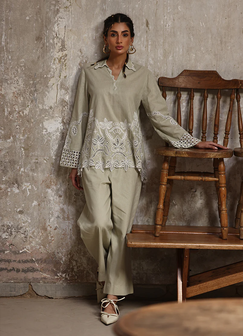IMAGE| ELA | LINEN COLLECTION '25
