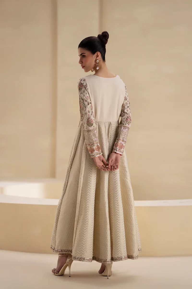 Ethnc| Boutique Collection AW '25 Drop II - EMBROIDERED SUIT | E0846/104/002