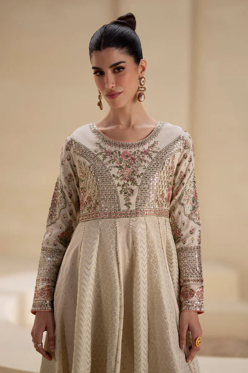 Ethnc| Boutique Collection AW '25 Drop II - EMBROIDERED SUIT | E0846/104/002