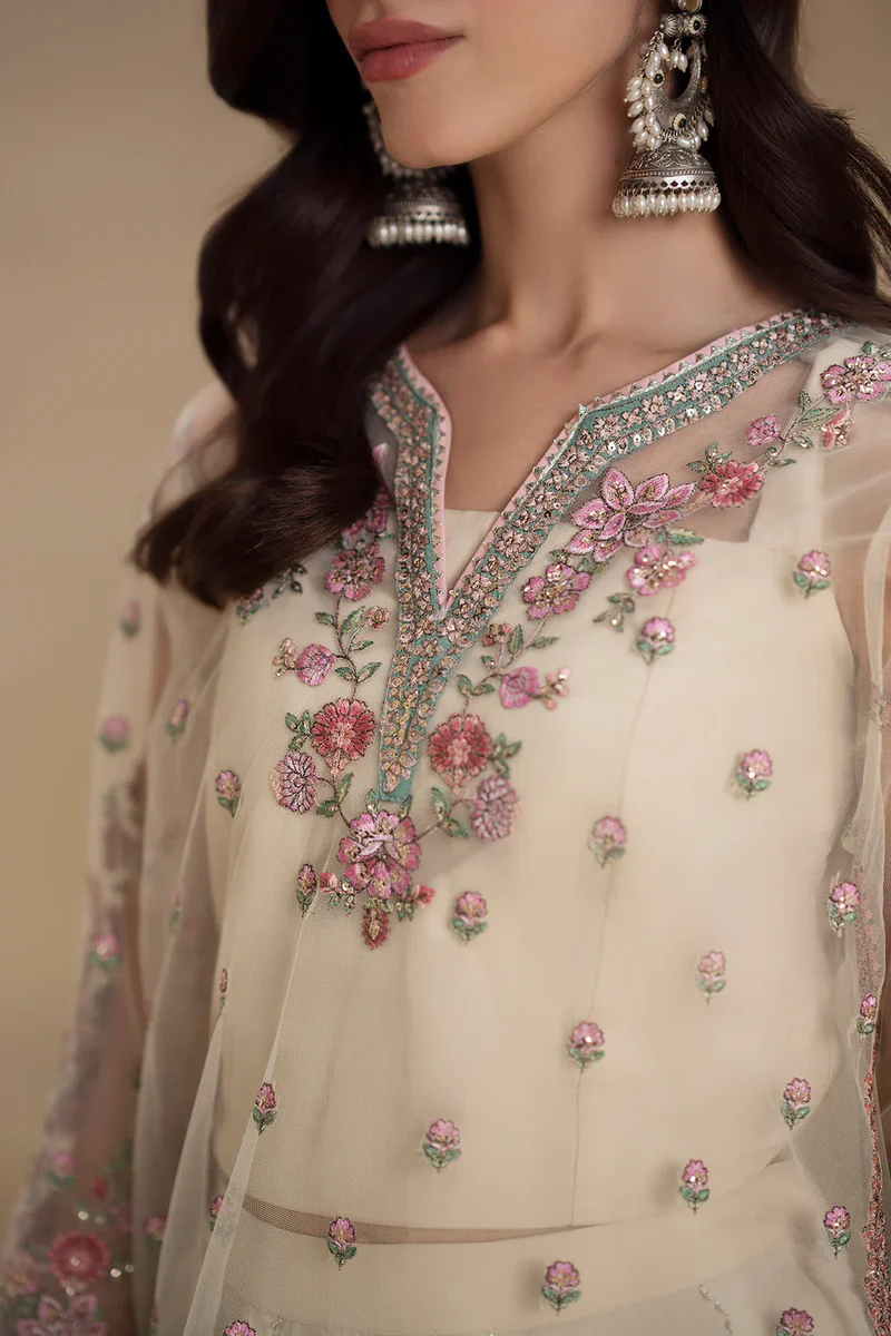 Ethnc| Boutique Collection AW '25 Drop II - EMBROIDERED SUIT | E0906/104/003