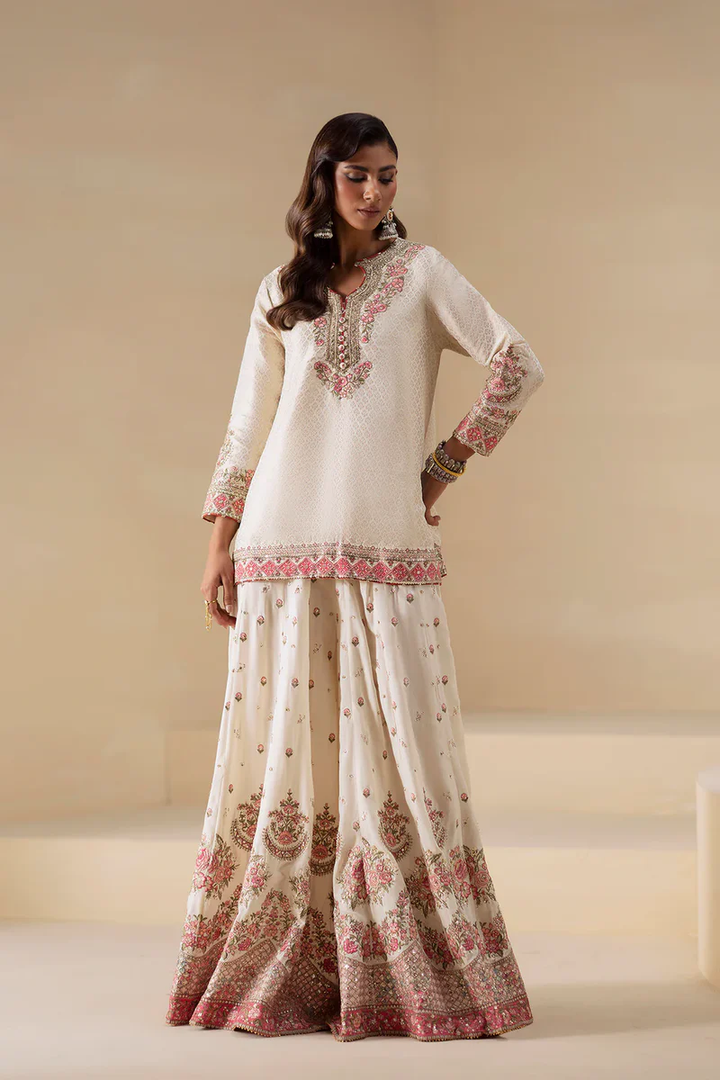 Ethnc| Boutique Collection AW '25 Drop II - EMBROIDERED SUIT | E0836/104/817
