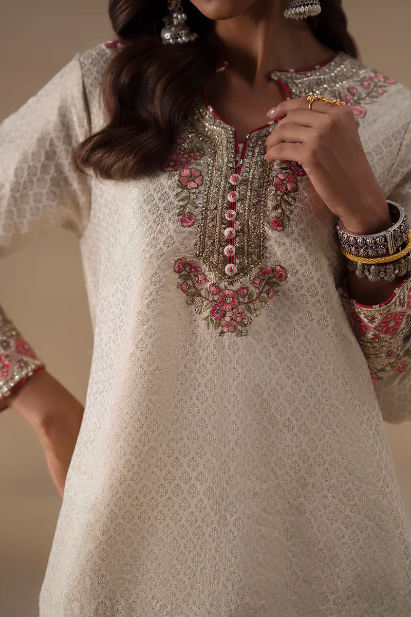 Ethnc| Boutique Collection AW '25 Drop II - EMBROIDERED SUIT | E0836/104/817