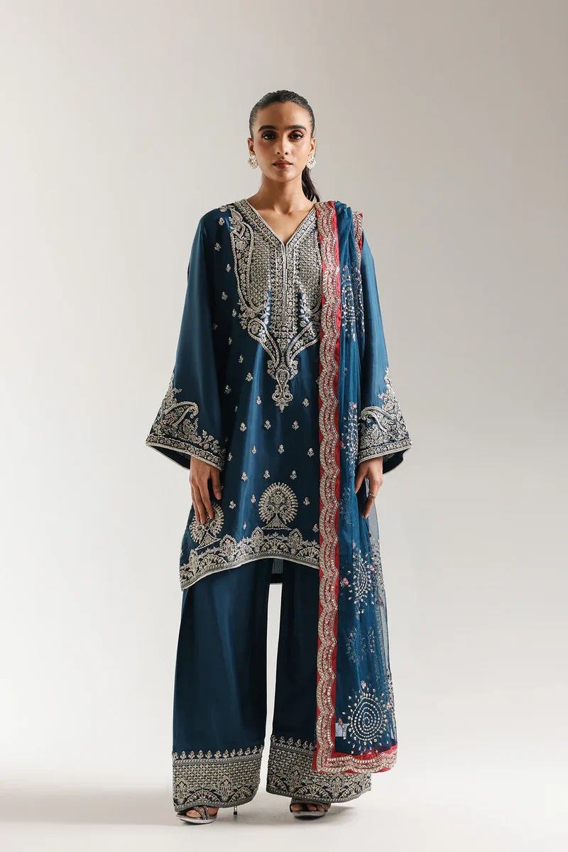 Ethnc| Boutique Collection AW '25 Drop II - EMBROIDERED SUIT | E0847/104/602