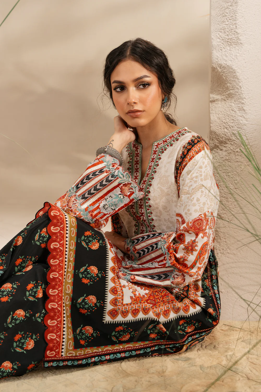 Ethnc| Rozana Floral Charm '25 Drop 7 - E3470/103/003