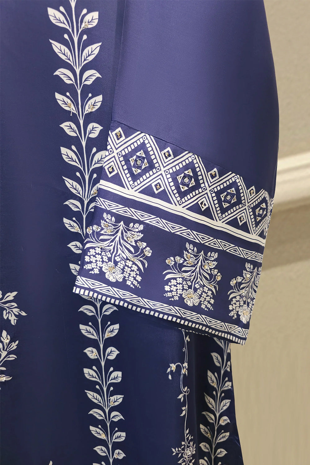 AGHANOOR |2 Piece- Embroidered Charmeuse Silk Set S111981