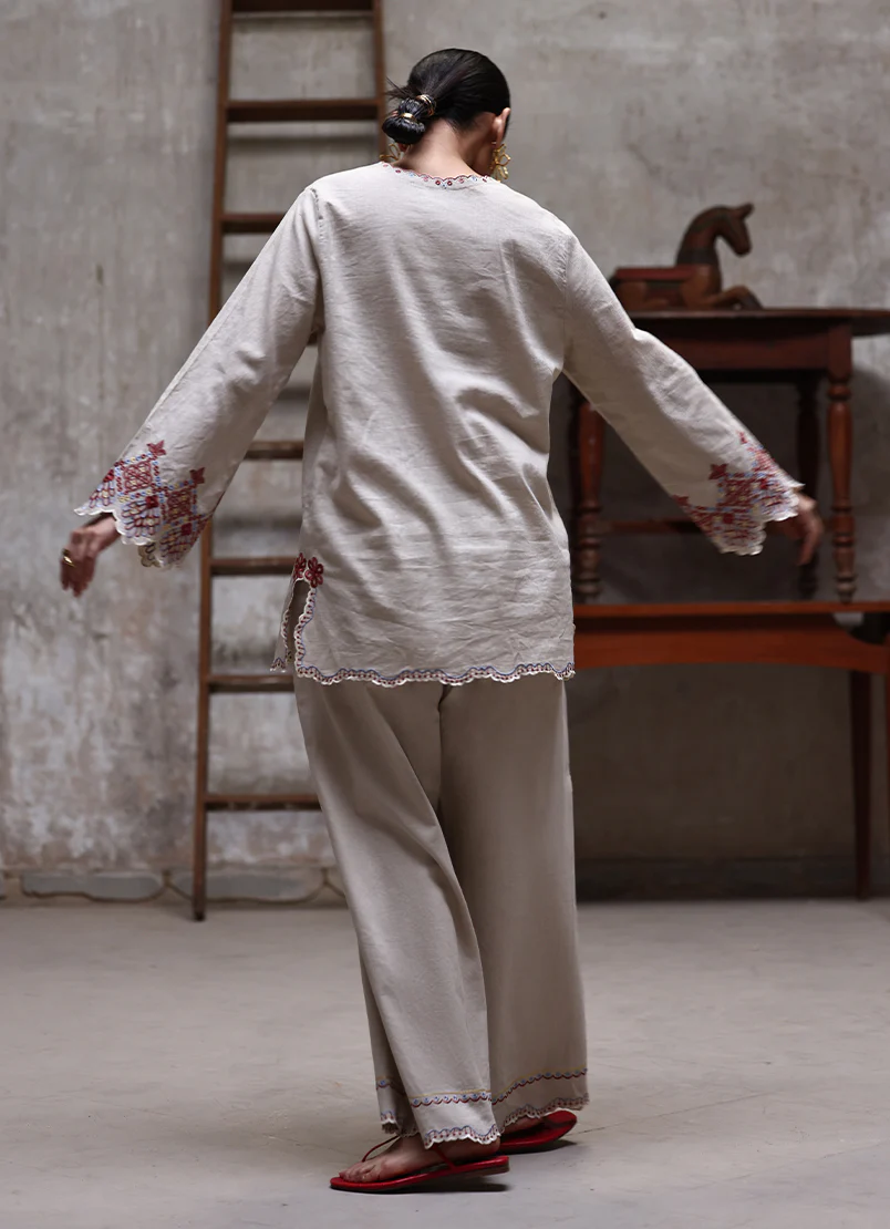 IMAGE | SAGE | LINEN COLLECTION '25