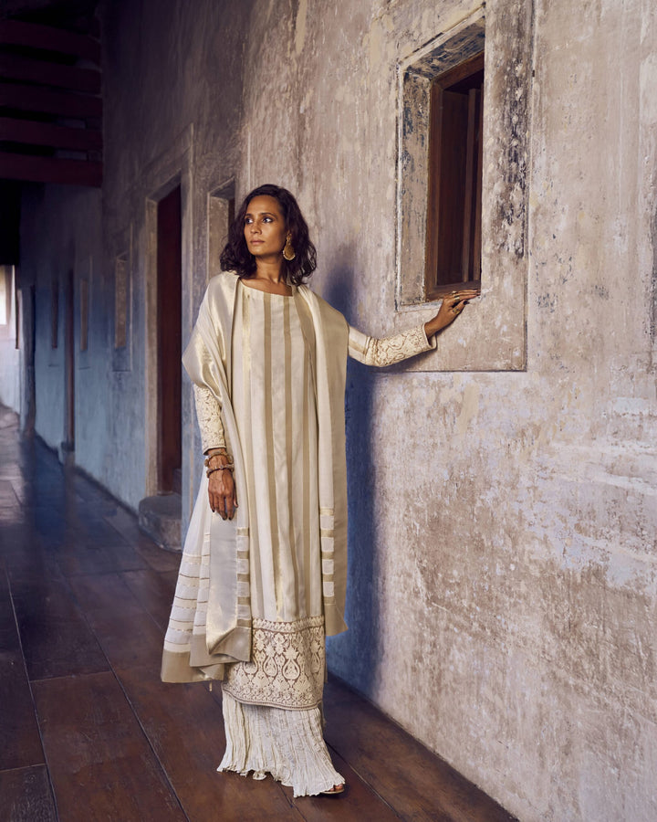 Iqbal Hussain| AW-01