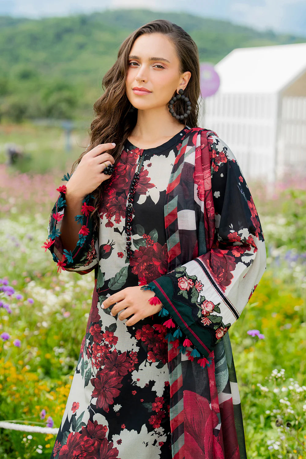 Baroque |DIGITAL PRINTED LAWN UF-4221