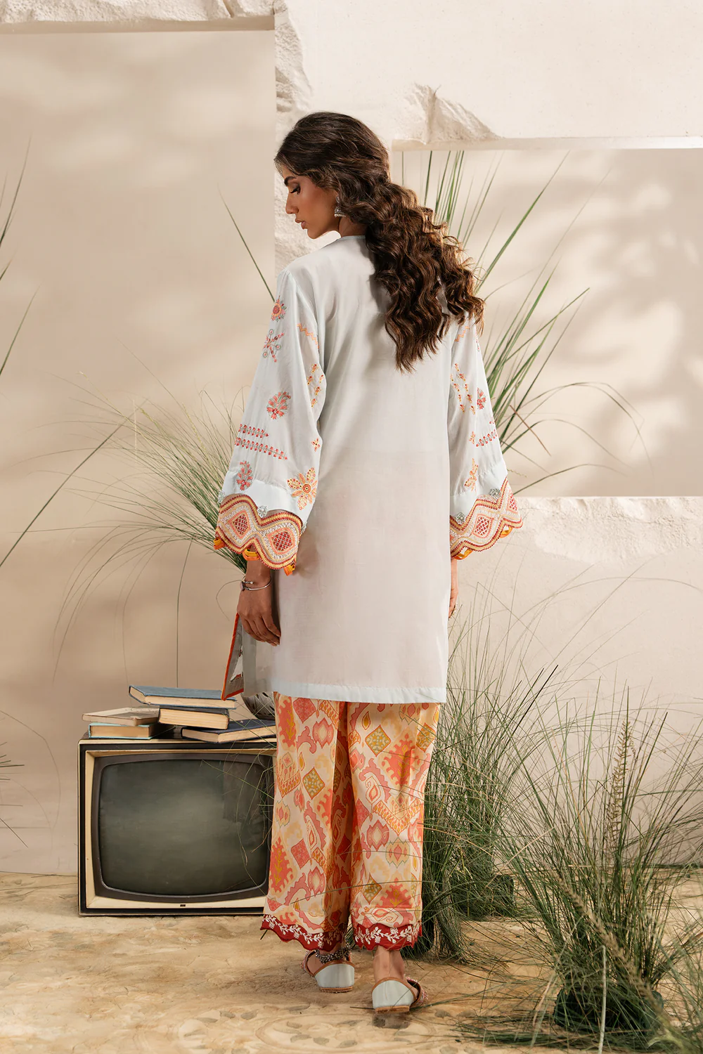 Ethnc| Rozana Floral Charm '25 Drop 7 - E3279/103/617