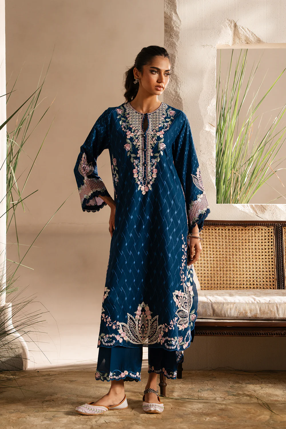 Ethnc |Rozana Floral Charm '25 Drop 7 - E3385/103/623