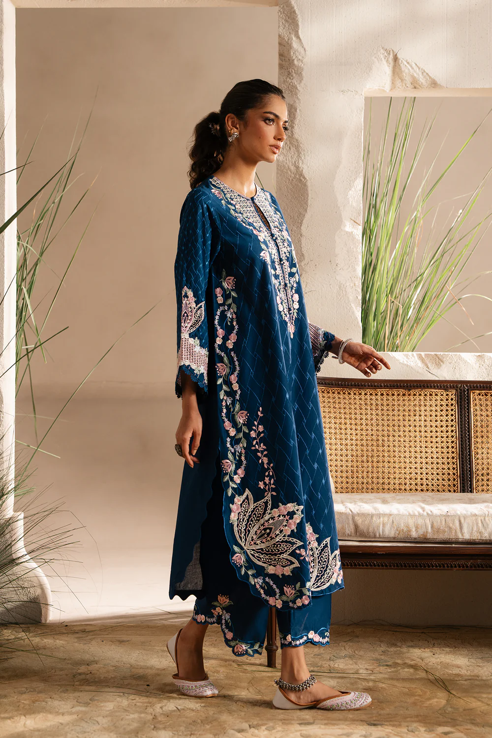 Ethnc |Rozana Floral Charm '25 Drop 7 - E3385/103/623