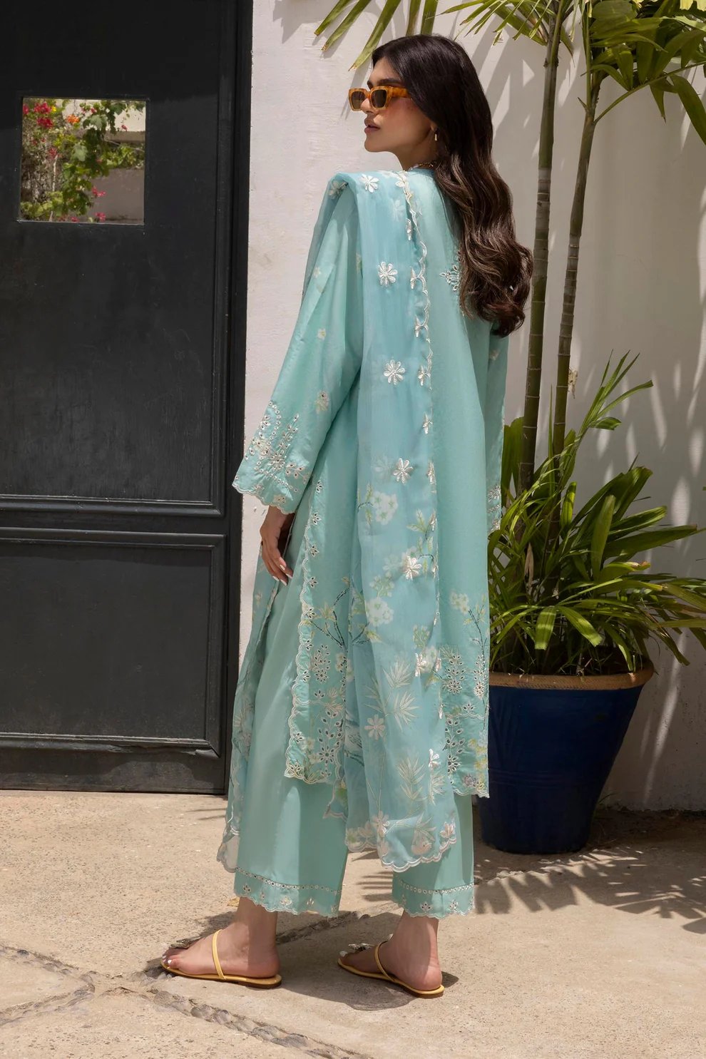 Sana Safinaz |Stitched Lawn Embroidered Suit / SS25ESE263P3