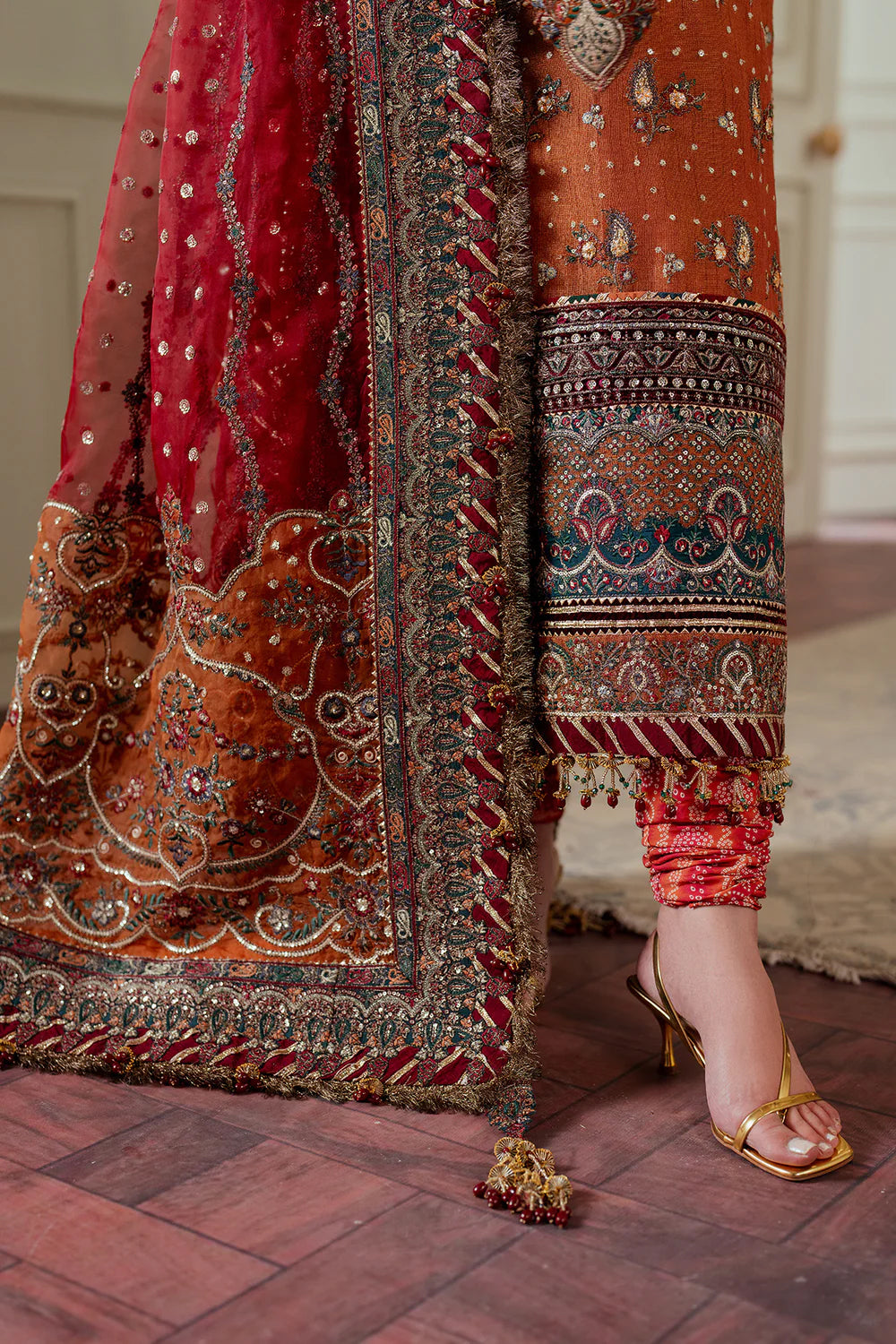 Baroque|EMBROIDERED NET CH13-01 STITCHED