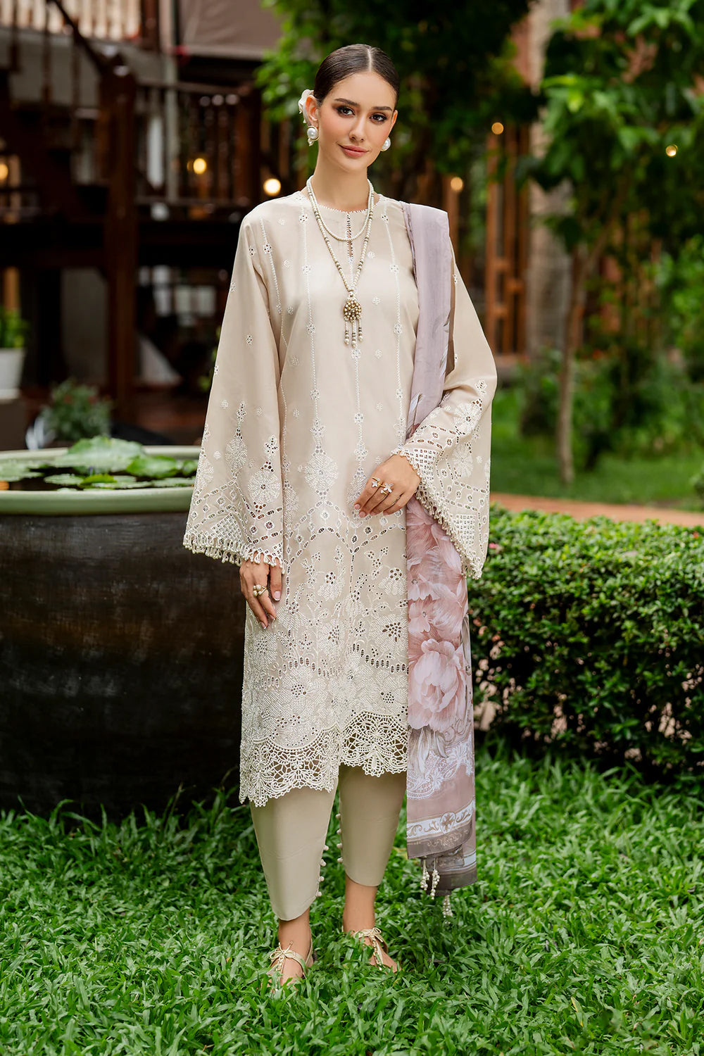 Baroque |EMBROIDERED PRINTED LAWN UF-4238