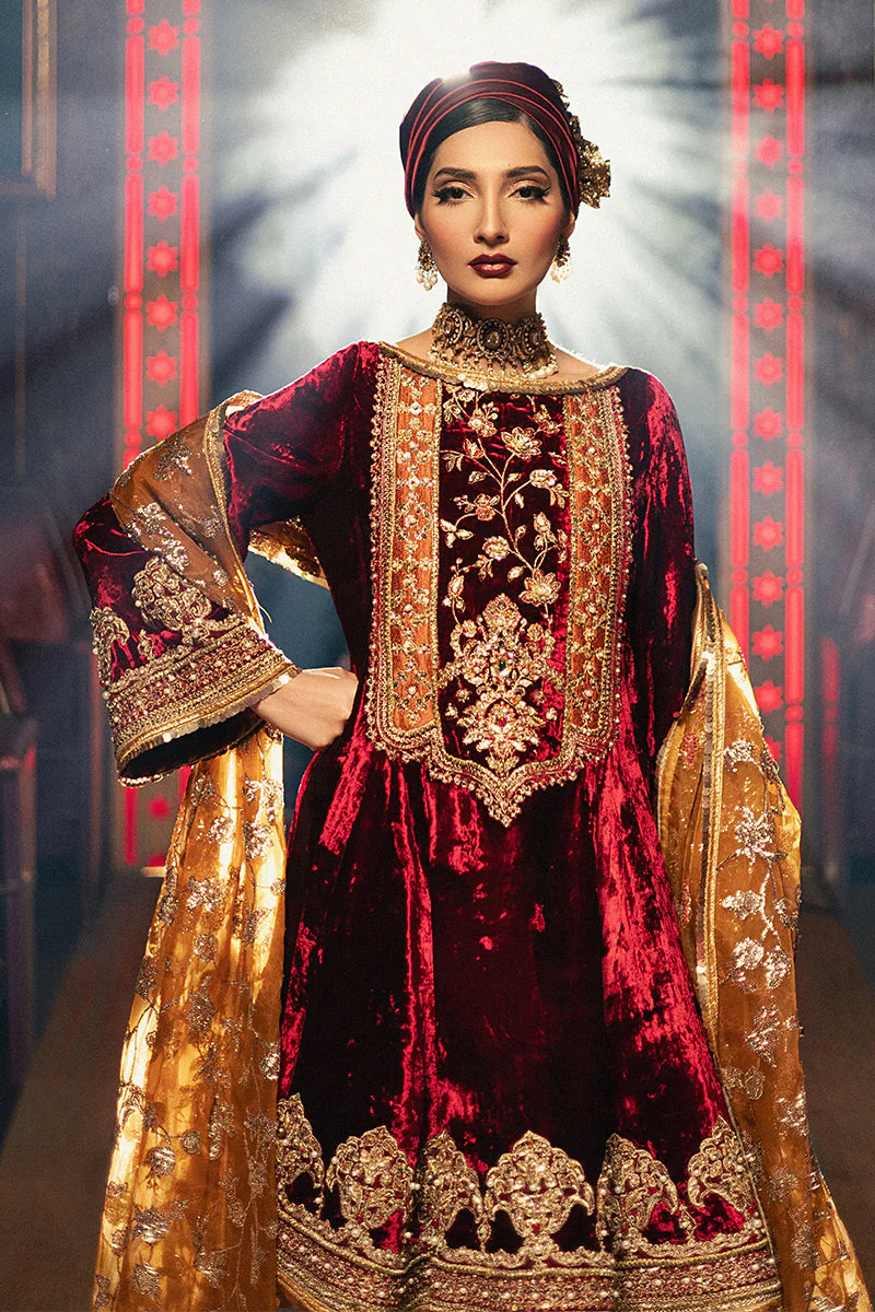 Mohsin Naveed Ranjha |Roxy Cinema Velvet Edit FW 24/25 - Shabnam