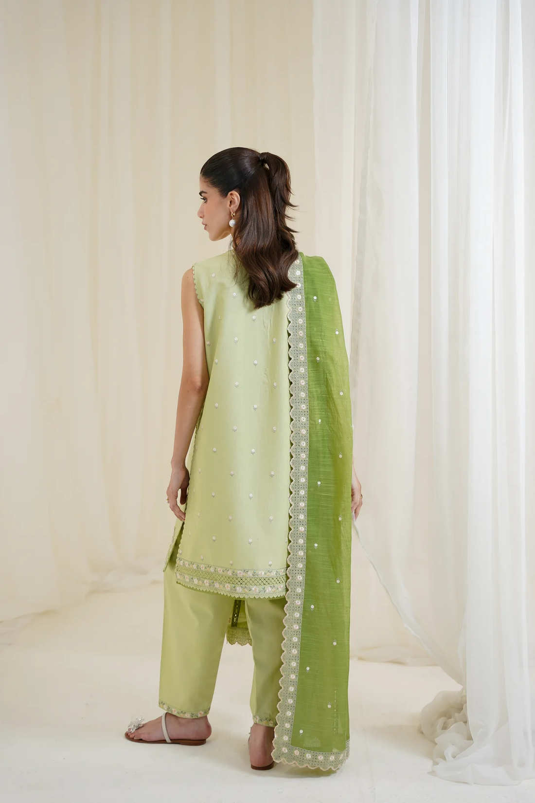 Zaib |PISTACHIO LUXURY EMBROIDERED 3PCS SET NPA3-25429 (READY TO WEAR)