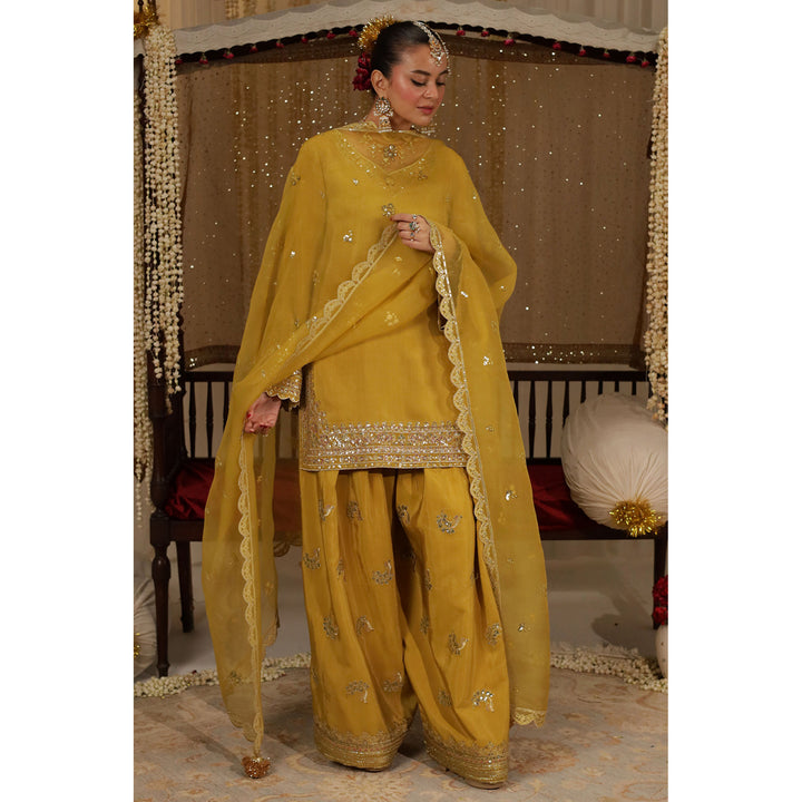 DYOT |Chamkeli' 25 -BUTTERSCOTCH YELLOW OUTFIT