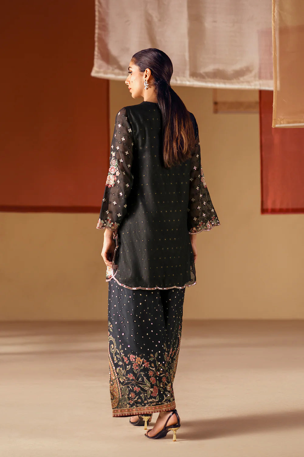 Ethnc Boutique HS '25 Edit 08 - E0832/104/902