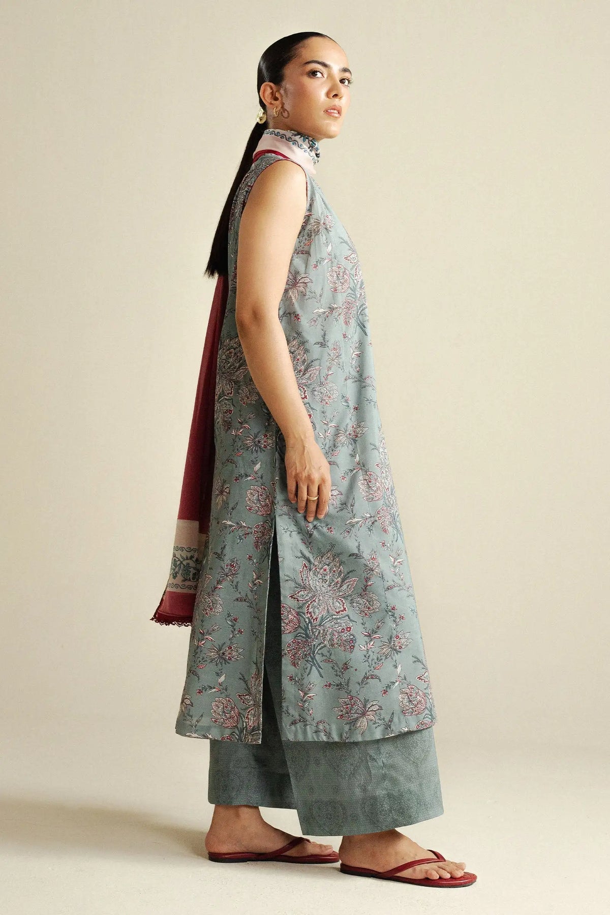 Coco By Zara Shahjahan| Prints Edit IV - Daisy-8A