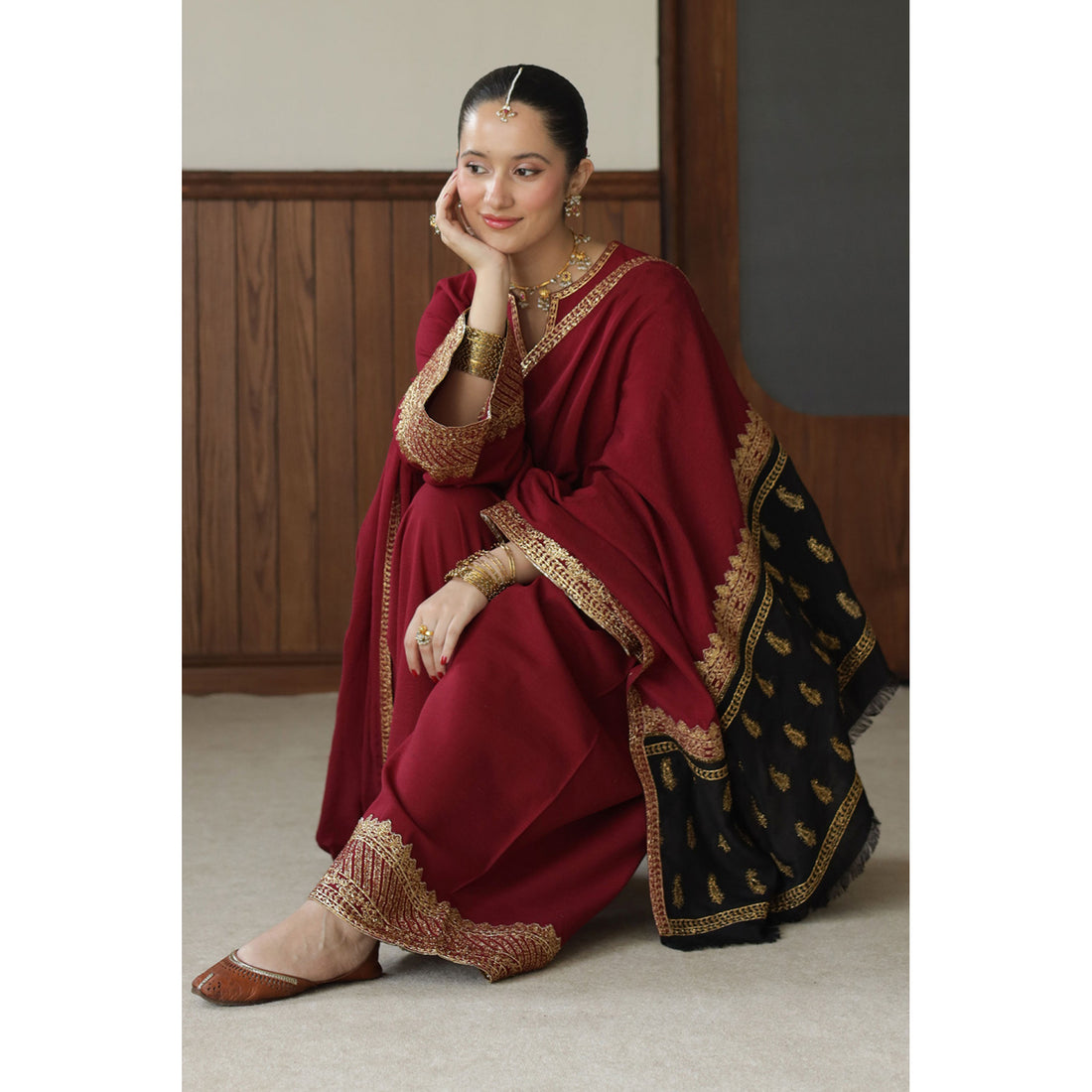 DYOT|BASHAASH'25-ANARI OUTFIT