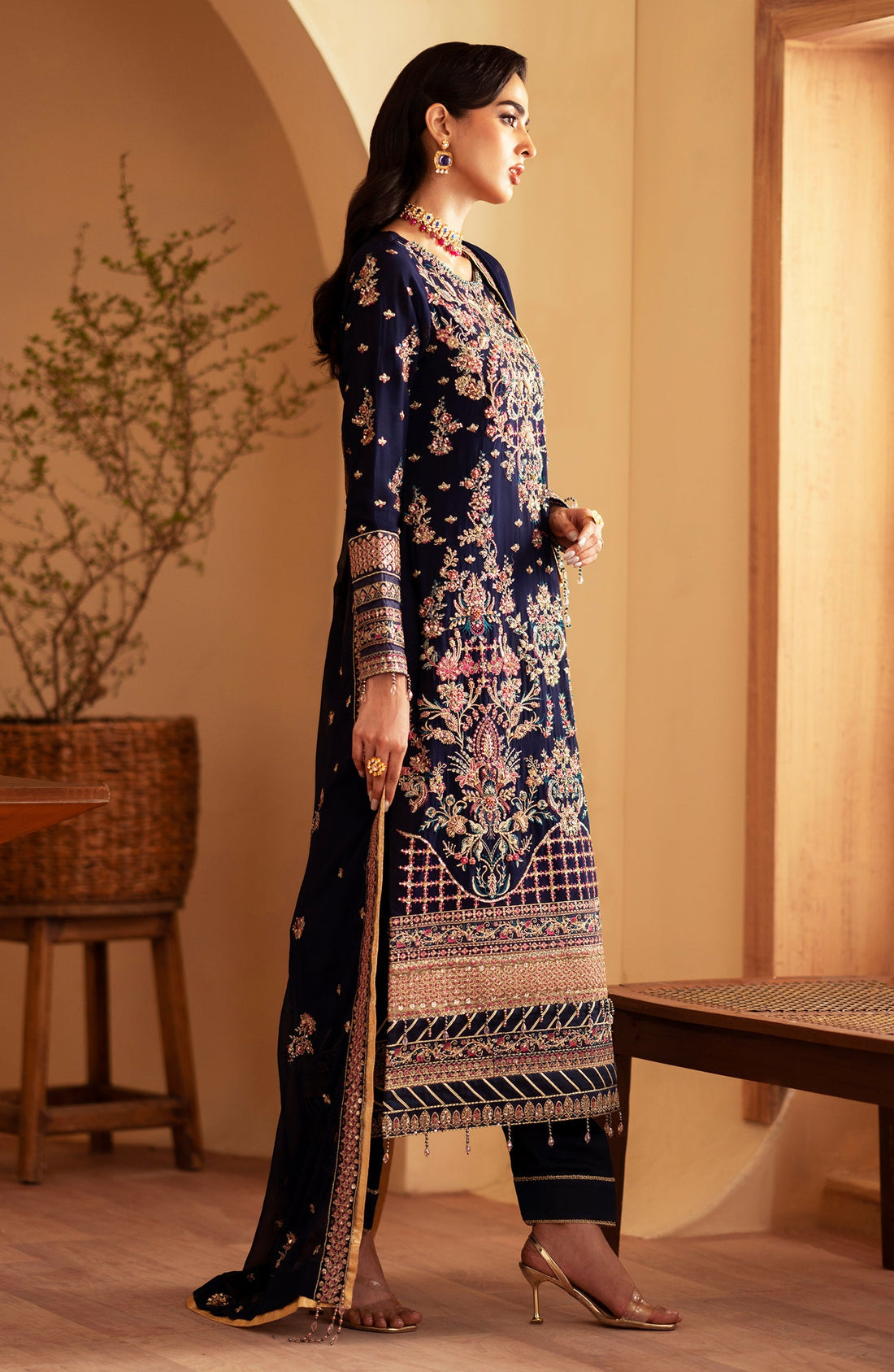 Emaan Adeel|Romanshiyyah Luxury formal'25 -NAGEENA