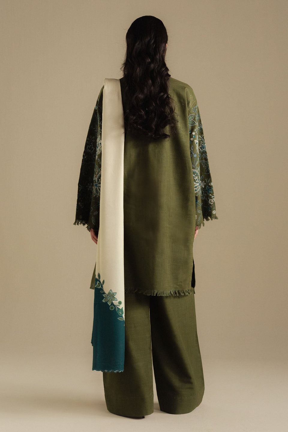 COCO BY ZARA SHAHJAHAN |WINTER UNSTITCHED'25-MIST 2A