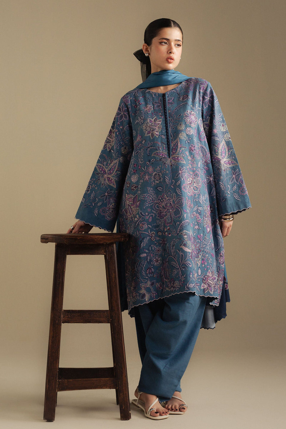 COCO BY ZARA SHAHJAHAN |WINTER UNSTITCHED'25-MIST 2B