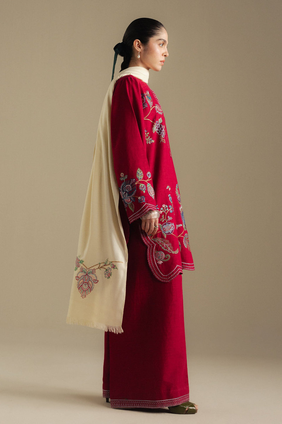 COCO BY ZARA SHAHJAHAN |WINTER UNSTITCHED'25- BERRY 3B