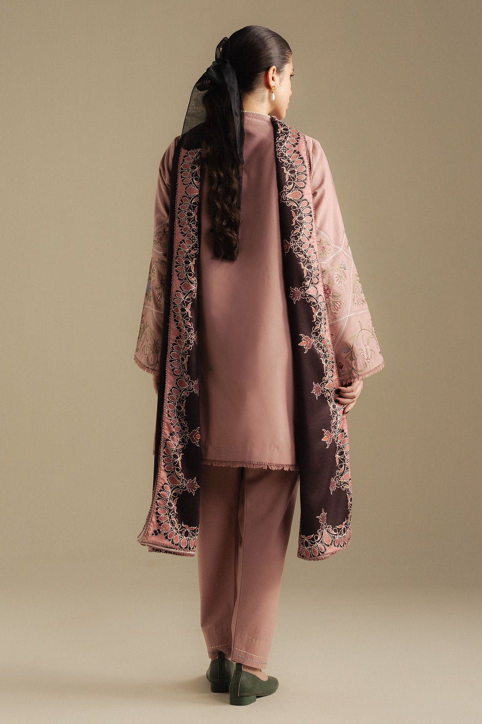 COCO BY ZARA SHAHJAHAN |WINTER UNSTITCHED'25-CORAL- 4A