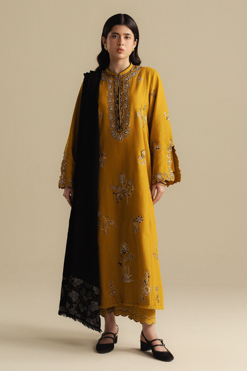 COCO BY ZARA SHAHJAHAN |WINTER UNSTITCHED'25-DOWN -5A