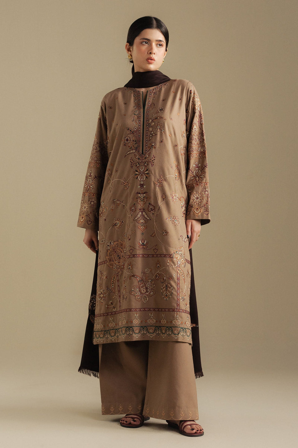 COCO BY ZARA SHAHJAHAN | WINTER UNSTITCHED'25-BLOOM 6B
