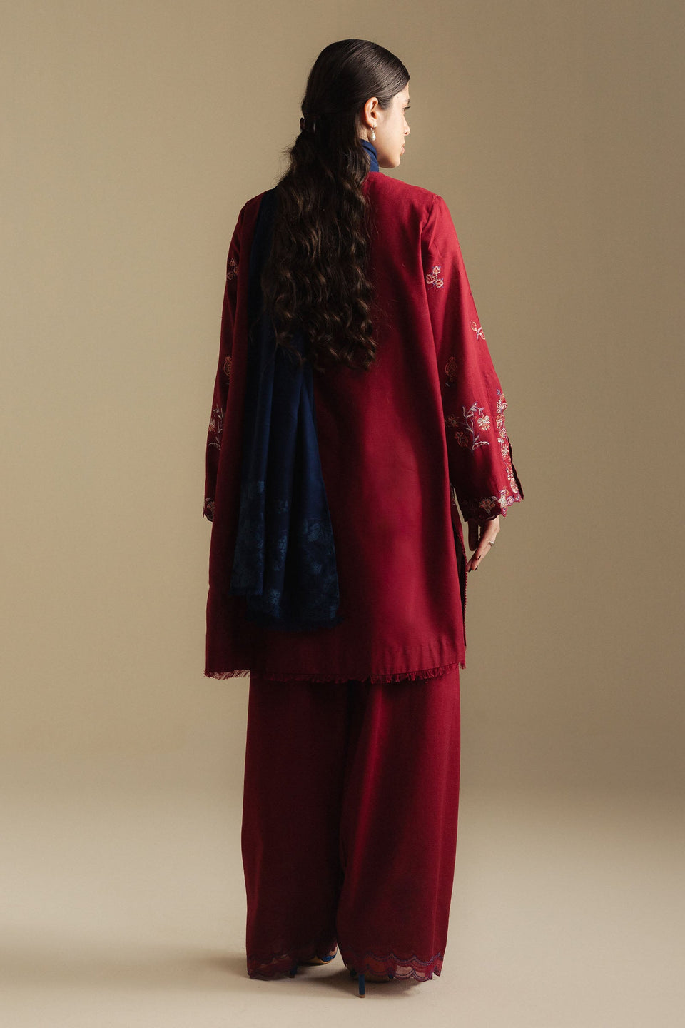 COCO BY ZARA SHAHJAHAN | WINTER UNSTITCHED'25 -DAWN - 5B