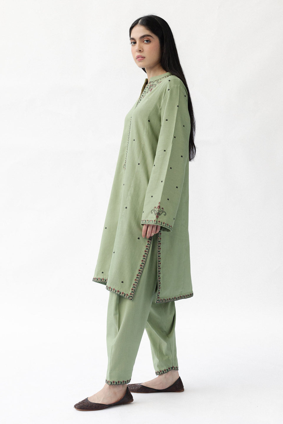 ZARA SHAHJAHAN |A\W 2025 - PINE