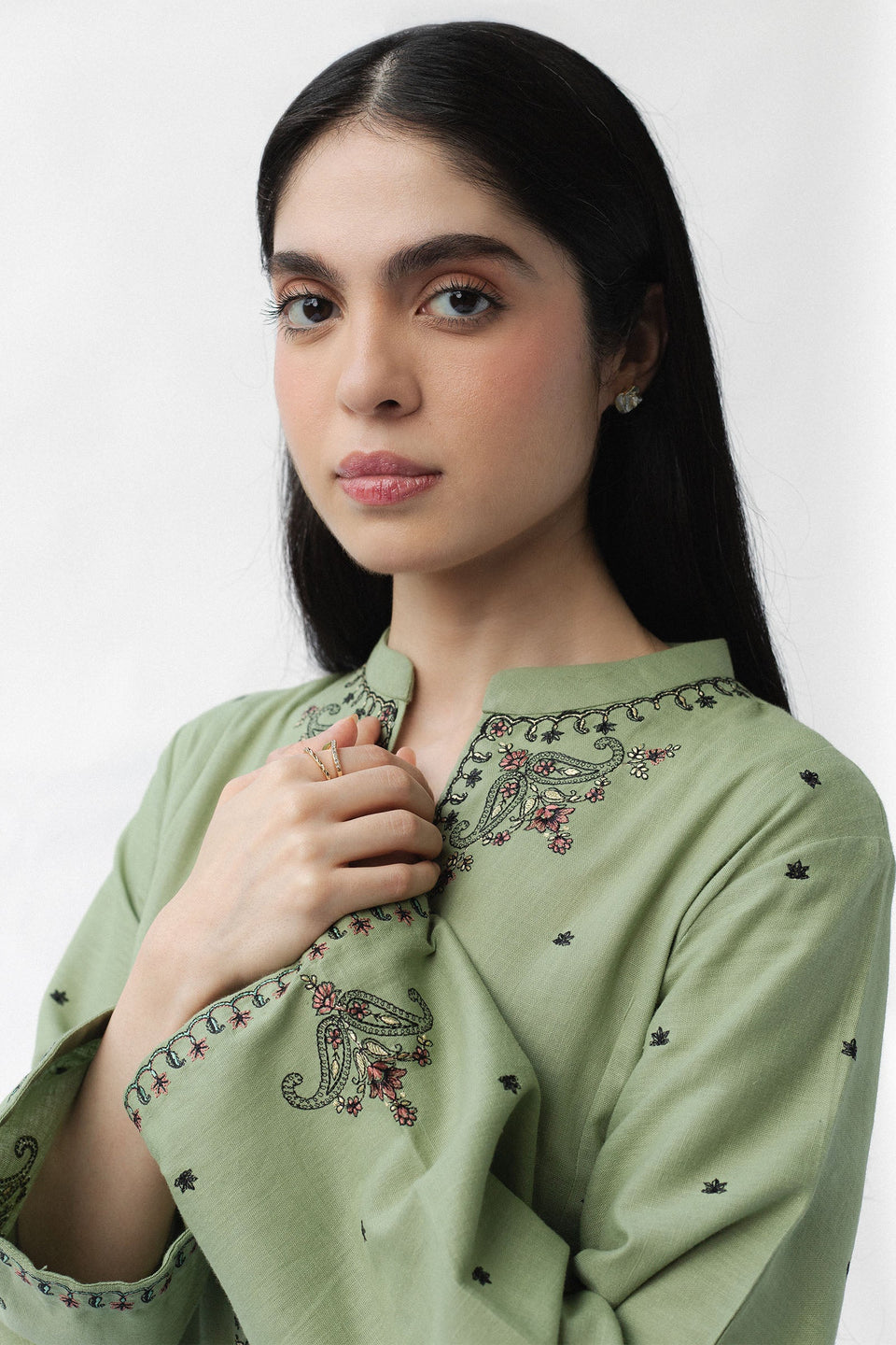 ZARA SHAHJAHAN |A\W 2025 - PINE