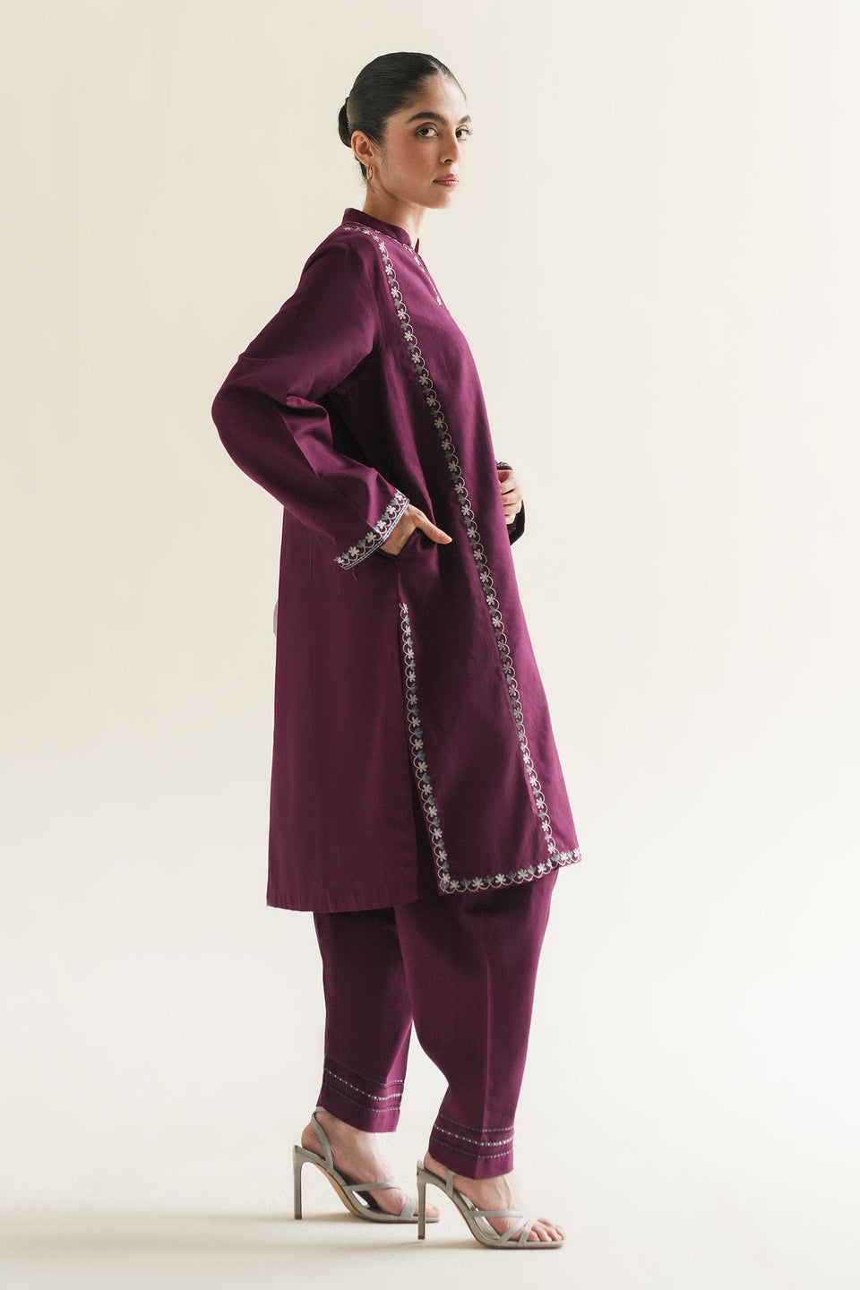 ZAZA SHAHJAHAN |A\W 2025- ZR25B0919