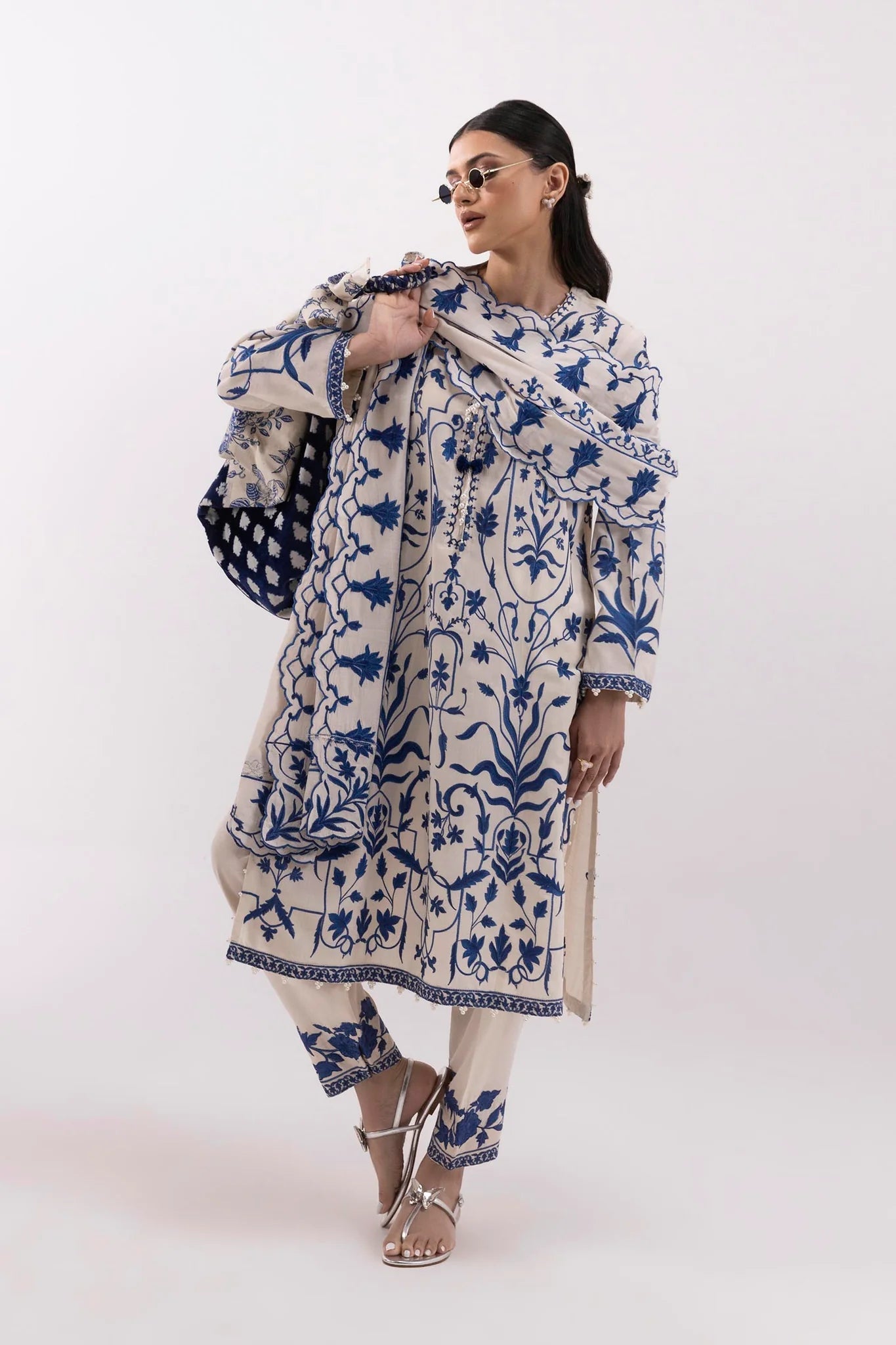 Sana Safinaz |Pre-Fall Collection '25 - Stitched Embroidered Raw Silk Suit SS25SGE343P3