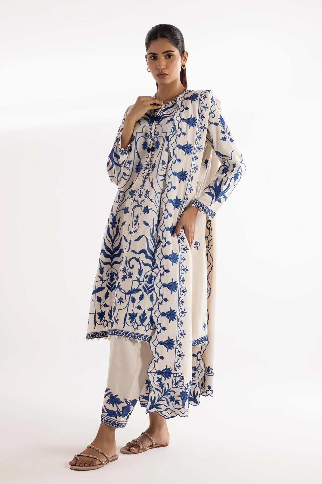 Sana Safinaz |Pre-Fall Collection '25 - Stitched Embroidered Raw Silk Suit SS25SGE343P3