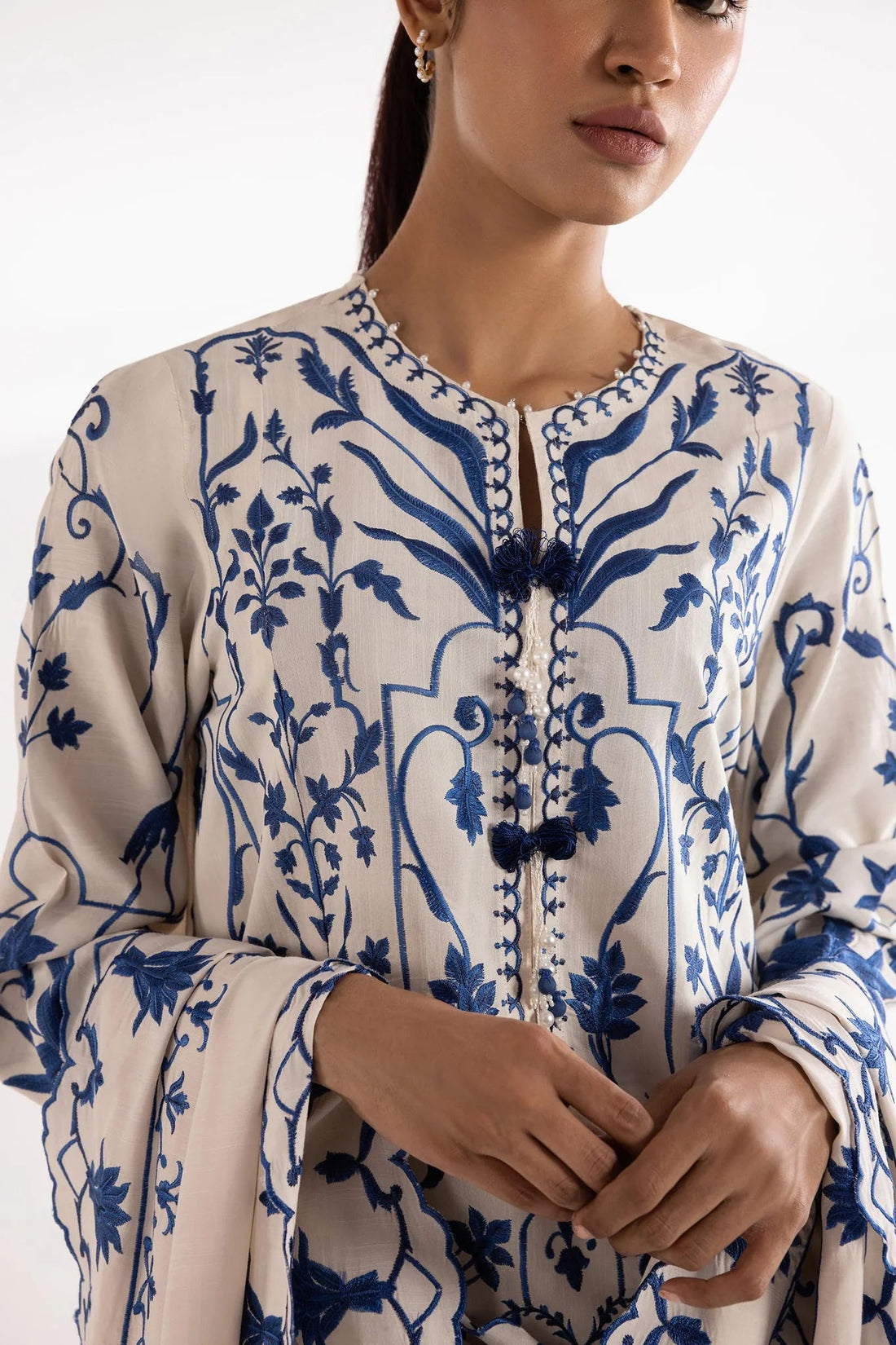 Sana Safinaz |Pre-Fall Collection '25 - Stitched Embroidered Raw Silk Suit SS25SGE343P3