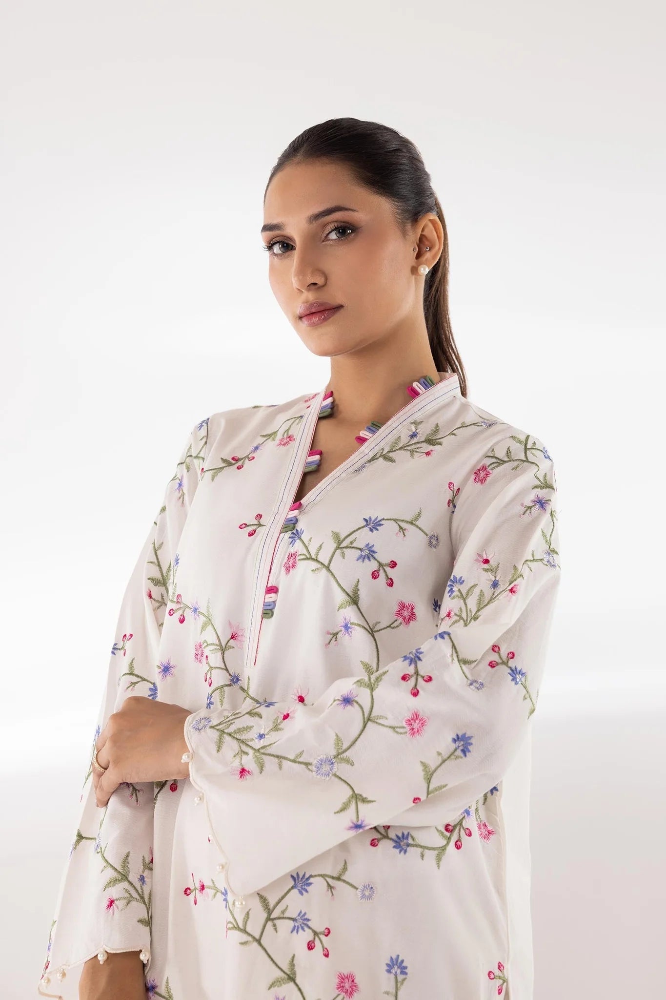Sana Safinaz |Pre-Fall Collection '25 - Stitched Embroidered Dobby Shirt SS25ESE874