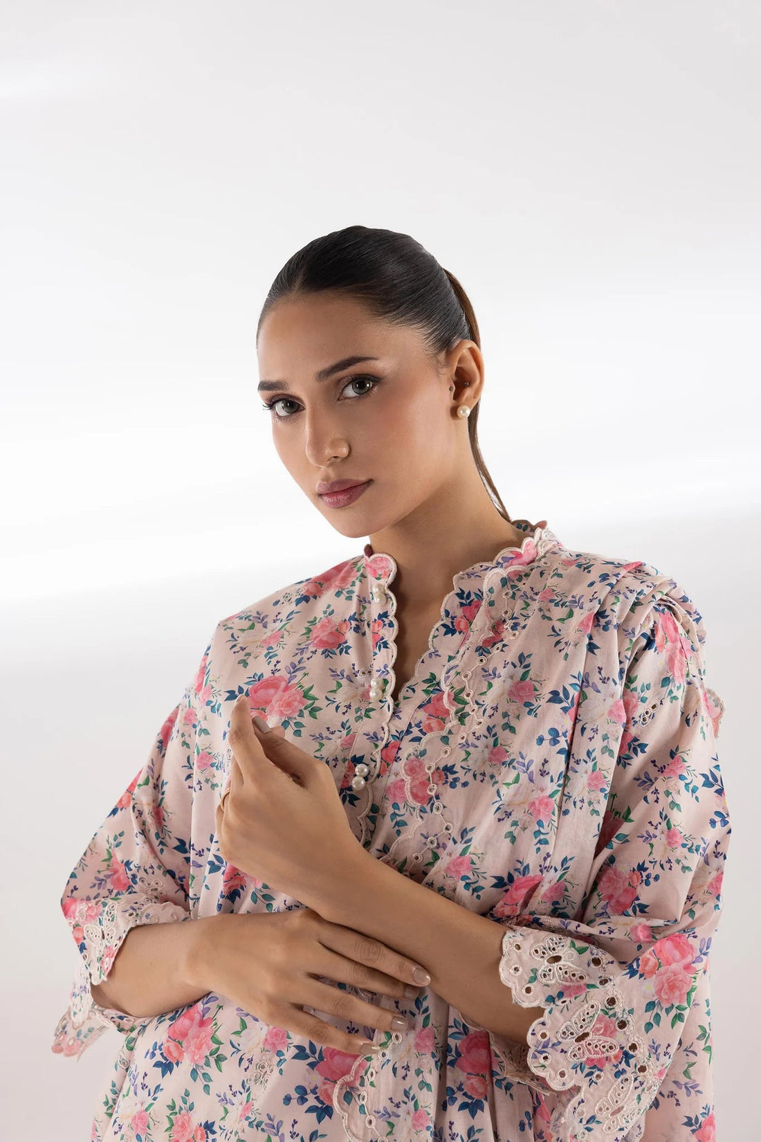 Sana safinaz|Pre-Fall Collection '25 - Stitched Embroidered Shirt SS25ESE705