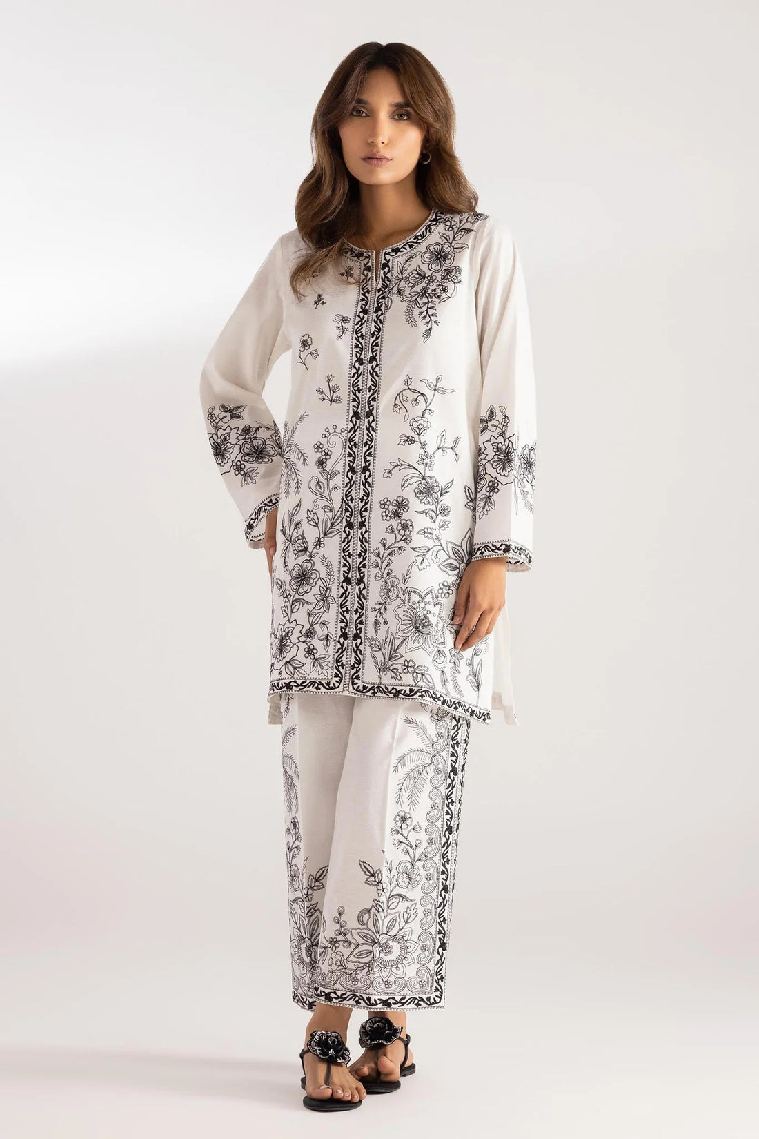 Sana safinaz|Pre-Fall Collection '25 - Stitched Jacquard Embroidered Shirt SS25SGE433