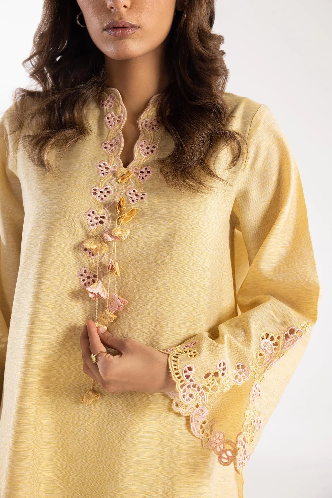 Sana Safinaz |Pre-Fall Collection '25 - Stitched Embroidered Chambrey Shirt SS25SGE404