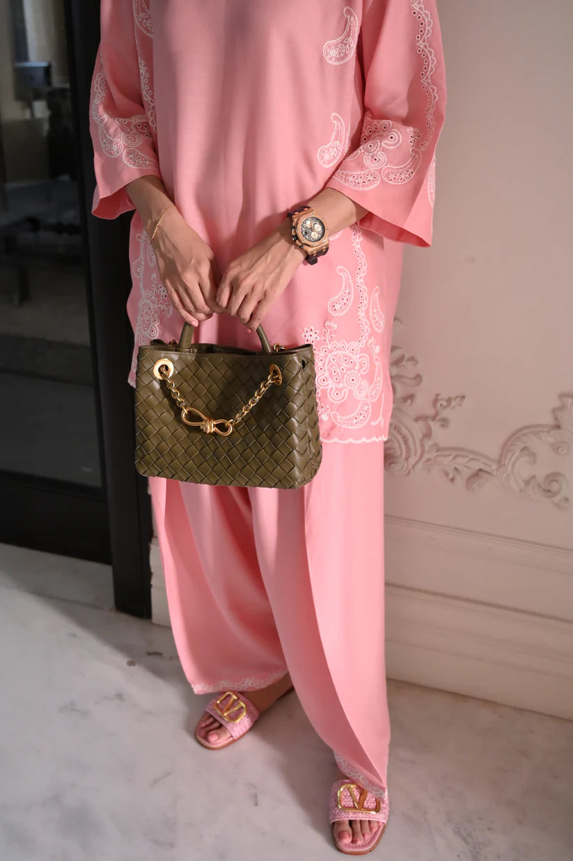 LAPRET | FALL '25 - NIKASHA PINK SET