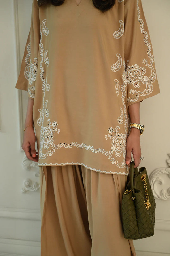 LAPRET | FALL '25 NIKASHA BEIGE SET
