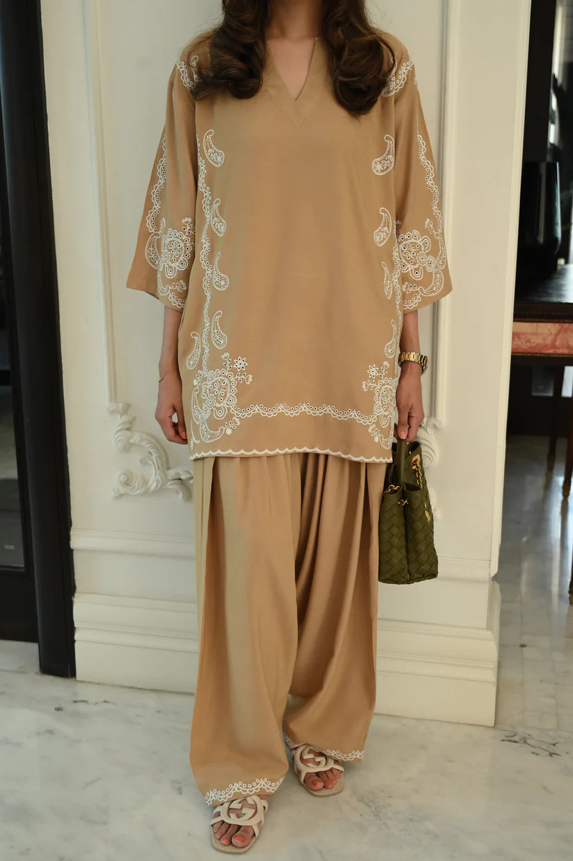 LAPRET | FALL '25 NIKASHA BEIGE SET