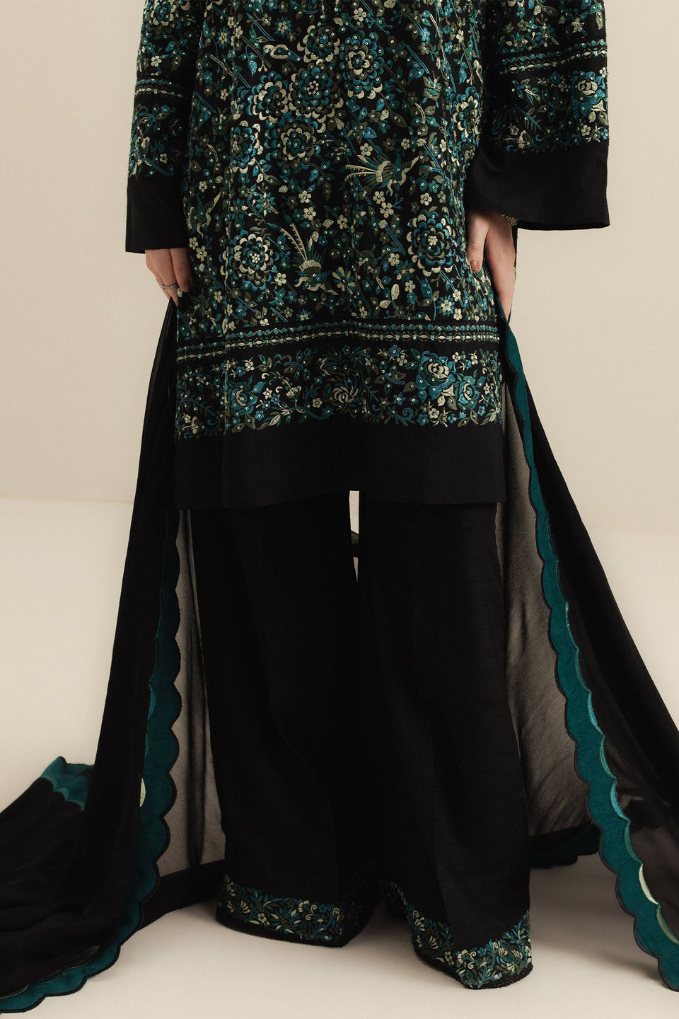 ZARA SHAHJAHAN | FESTIVE A/W 2025 - MAHVEEN