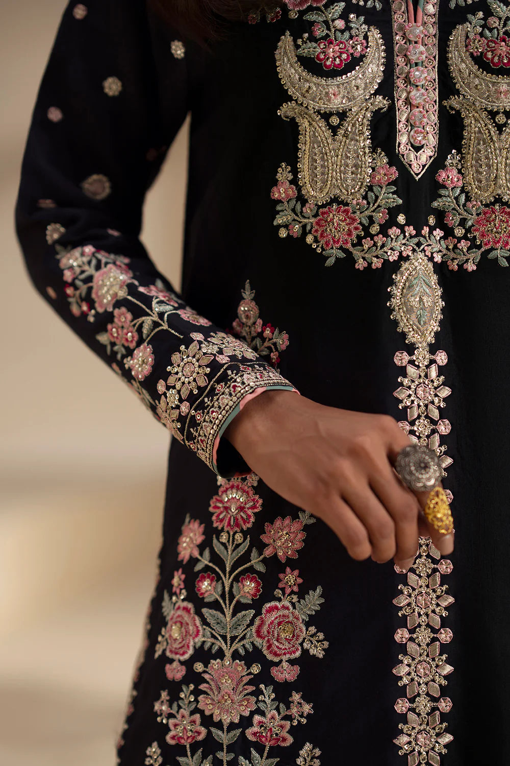 Ethnc |Boutique Collection AW '25 Drop II - EMBROIDERED SUIT | E0900/104/902