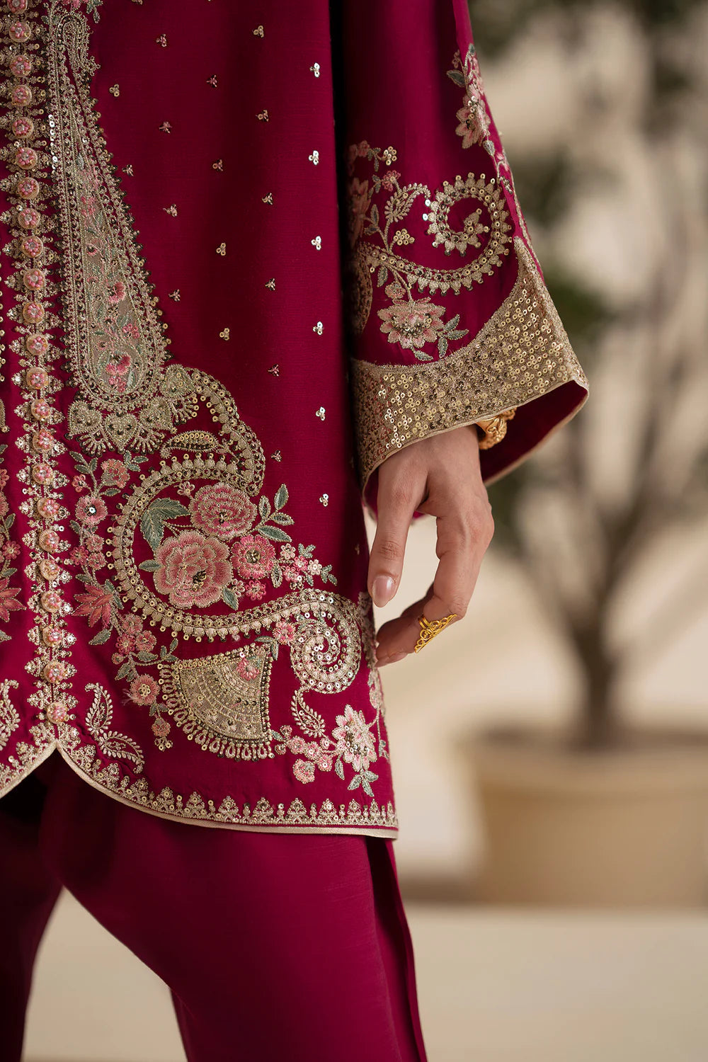 Ethnc| Boutique Collection AW '25 Drop II - EMBROIDERED SUIT | E0928/104/406